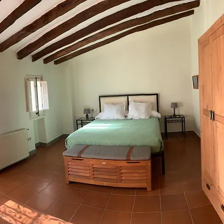 Holiday home Casa Rural El Pati De L'albera Sant Climent Sescebes