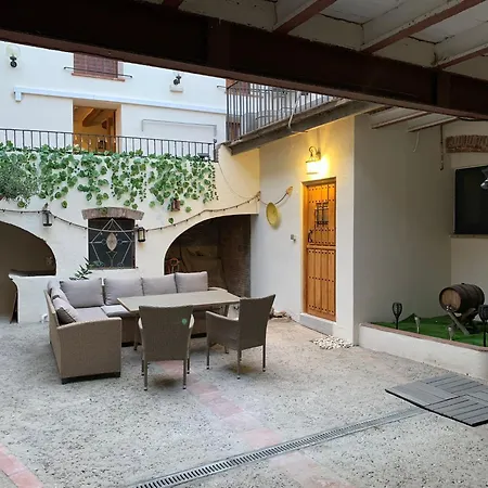 Holiday home Casa Rural El Pati De L'albera *