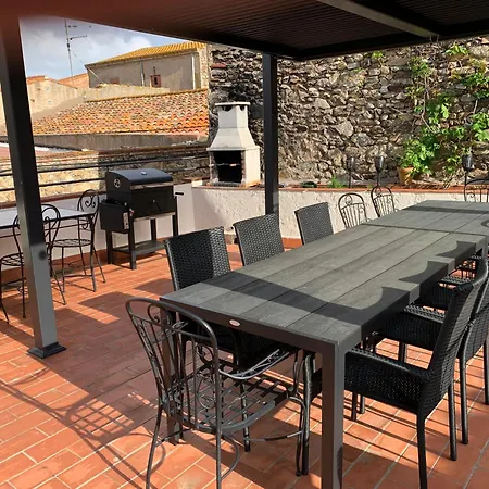 Holiday home Casa Rural El Pati De L'albera *