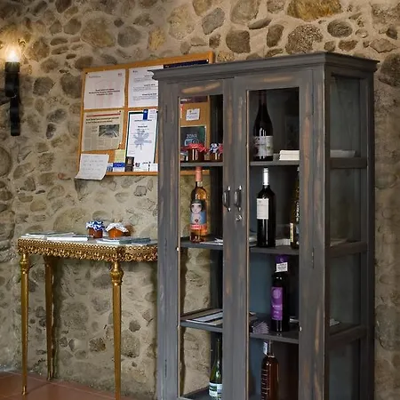 Casa Rural El Pati De L'albera Holiday home Sant Climent Sescebes