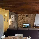 Casa Rural El Pati De L'albera بيت للعطل