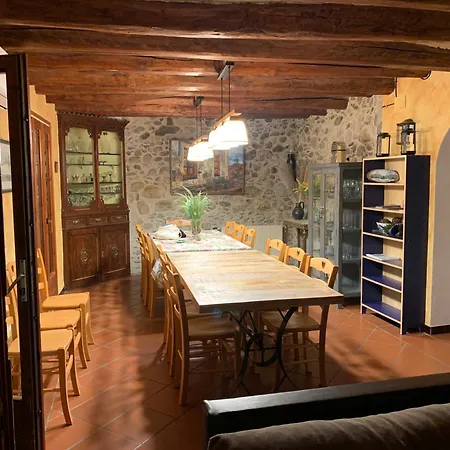 Casa Rural El Pati De L'albera بيت للعطل Sant Climent Sescebes