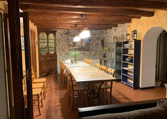 Casa Rural El Pati De L'albera بيت للعطل Sant Climent Sescebes