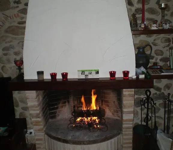 Casa Rural El Pati De L'albera بيت للعطل *